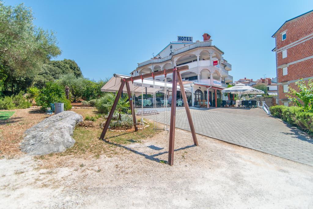Hotel Villa Vrsar Exterior foto